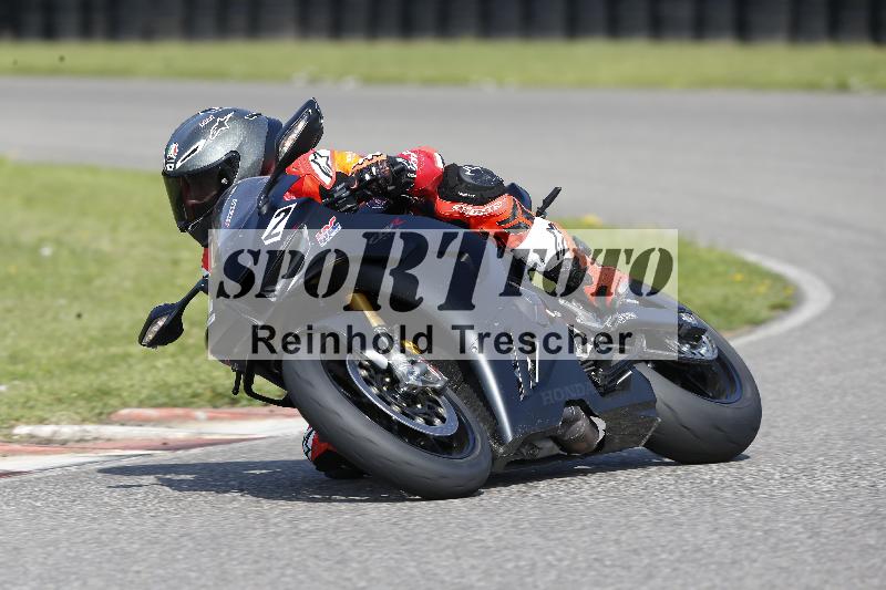 /45 10.08.2025 Plüss Moto Sport ADR/Einsteiger/2